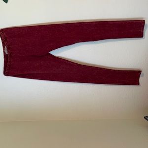 Size small leggings still has tags